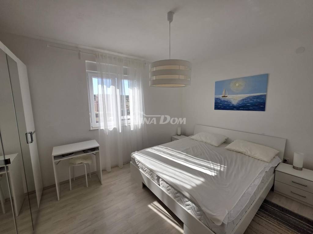 Apartmanska kuća, Prodaja, Ražanac, Ražanac