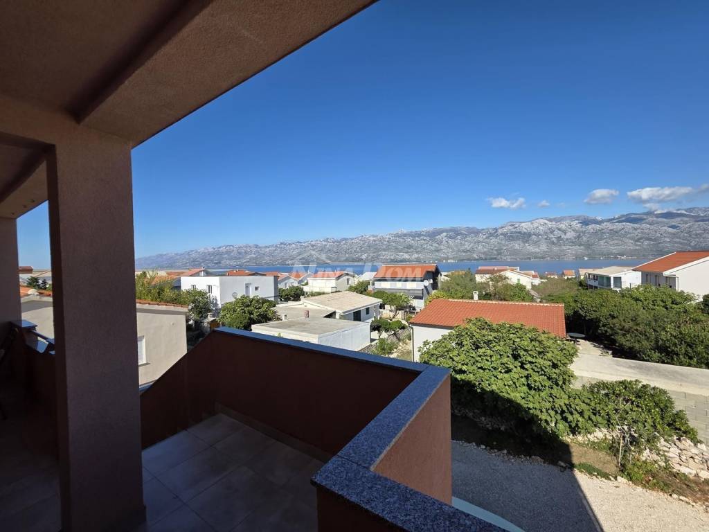 Apartmanska kuća, Prodaja, Ražanac, Ražanac