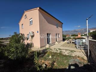Apartmanska kuća, Prodaja, Ražanac, Ražanac