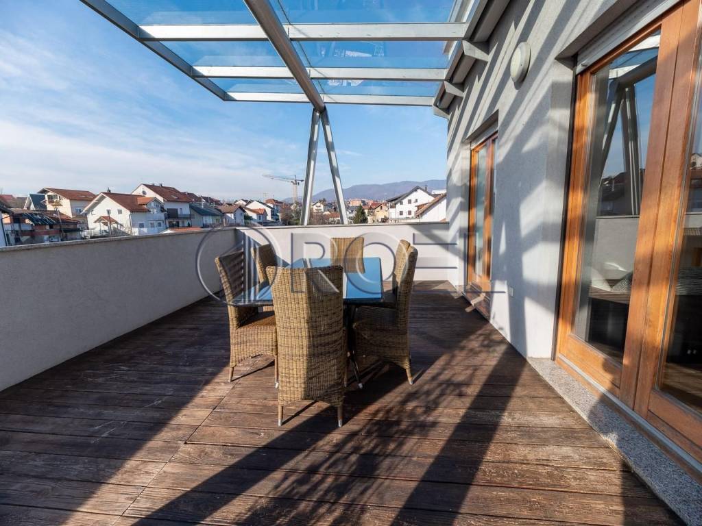 Stan u urbanoj vili, Najam, Zagreb, Maksimir