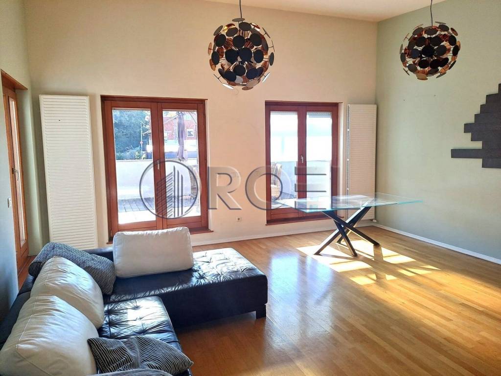 Stan u urbanoj vili, Najam, Zagreb, Maksimir