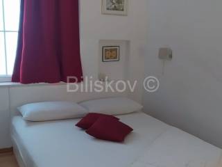 Stan u zgradi, Najam, Split, Split