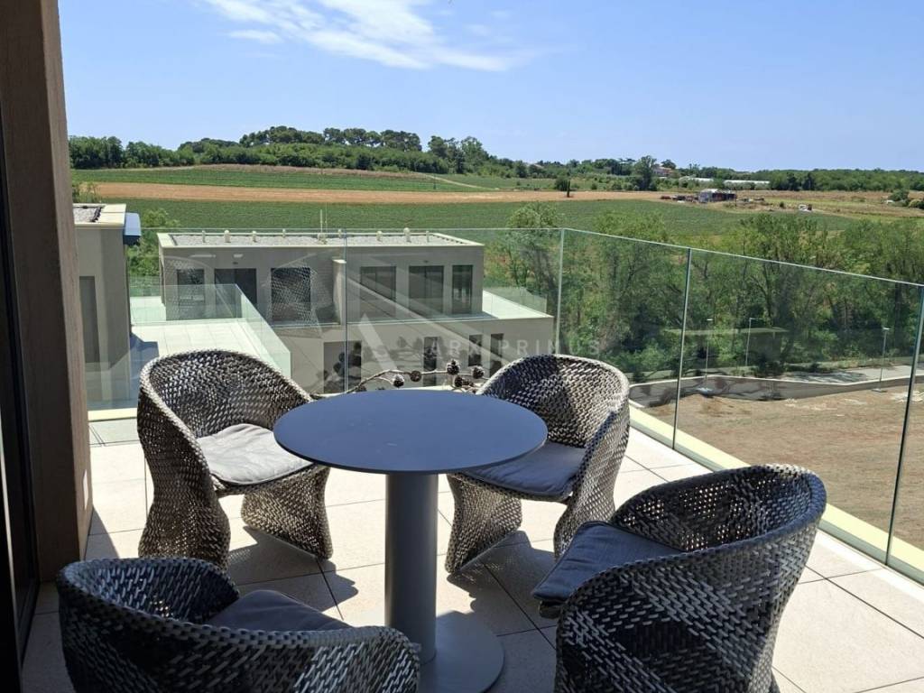 Stan u zgradi, Prodaja, Umag, Crveni Vrh