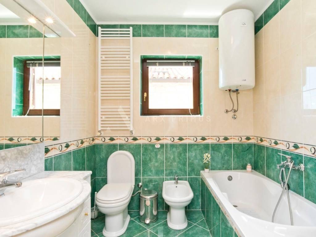 Kuća u nizu, Prodaja, Buje, Kaštel