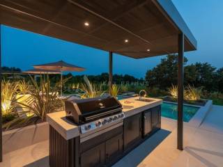 Vila, Prodaja, Poreč, Kukci