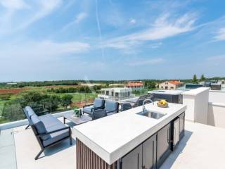 Vila, Prodaja, Poreč, Kukci