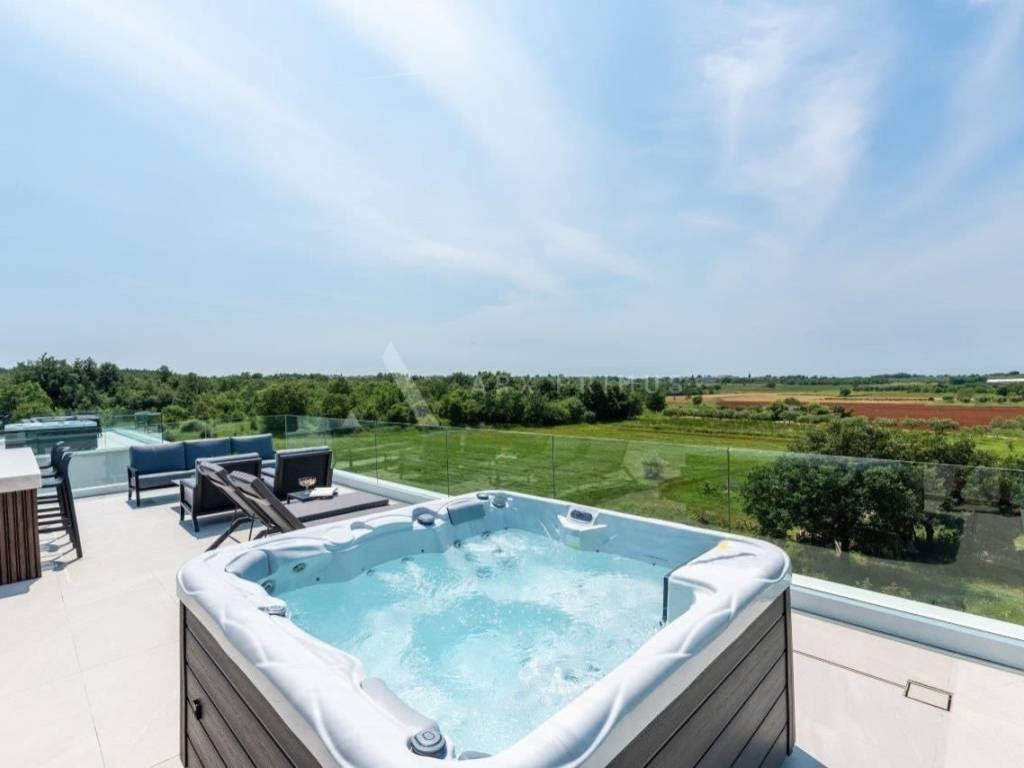 Vila, Prodaja, Poreč, Kukci