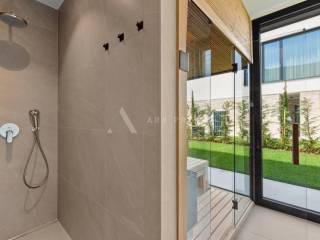 Vila, Prodaja, Poreč, Kukci