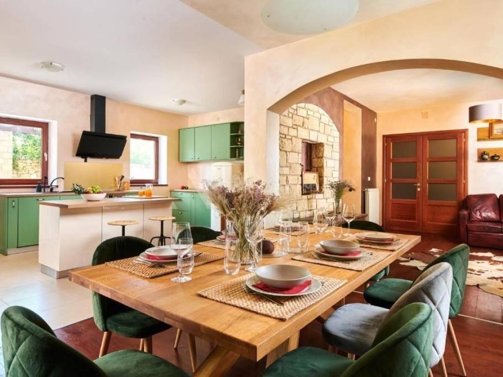 Vila, Prodaja, Buje, Buje