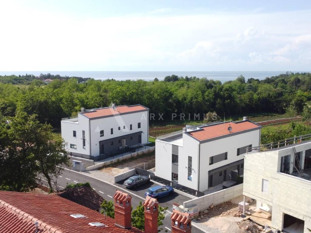 Dvojna kuća, Prodaja, Umag, Bašanija