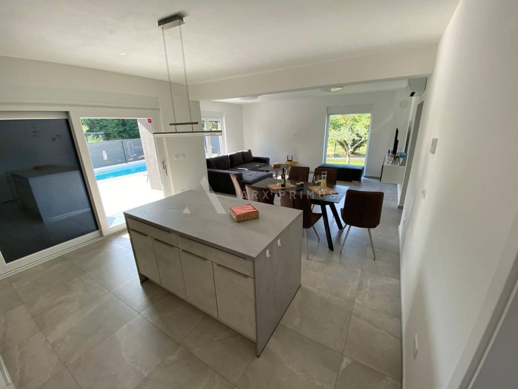 Dvojna kuća, Prodaja, Umag, Bašanija