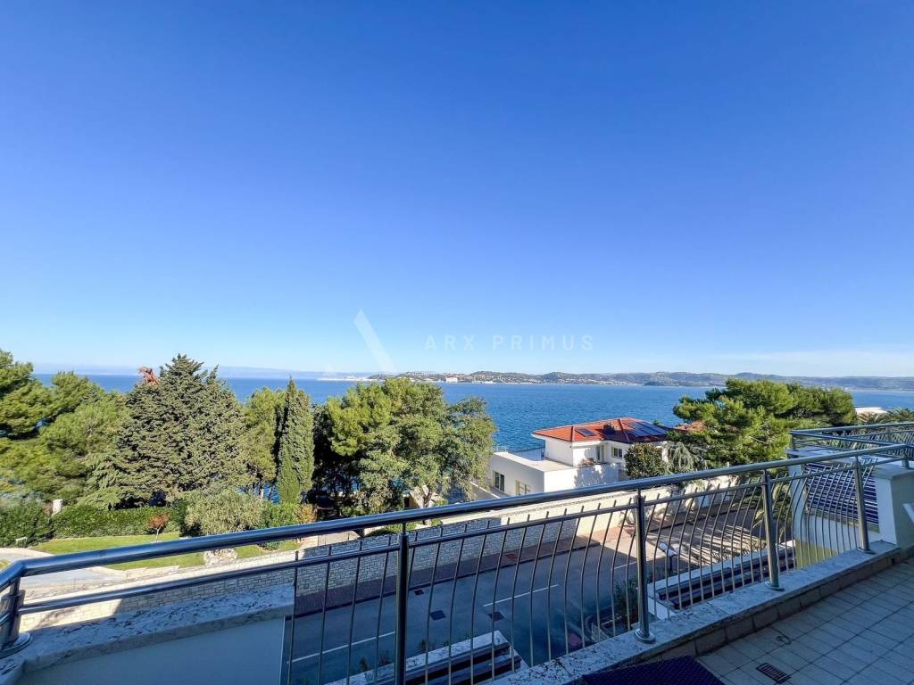 Stan u urbanoj vili, Prodaja, Umag, Crveni Vrh