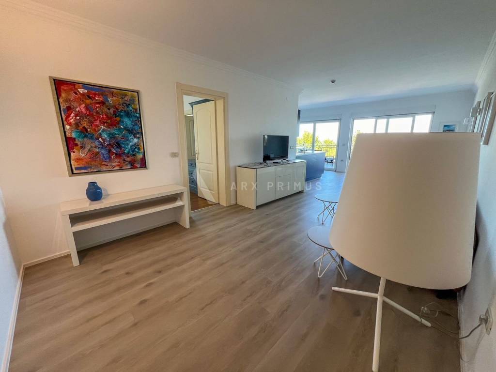 Stan u urbanoj vili, Prodaja, Umag, Crveni Vrh