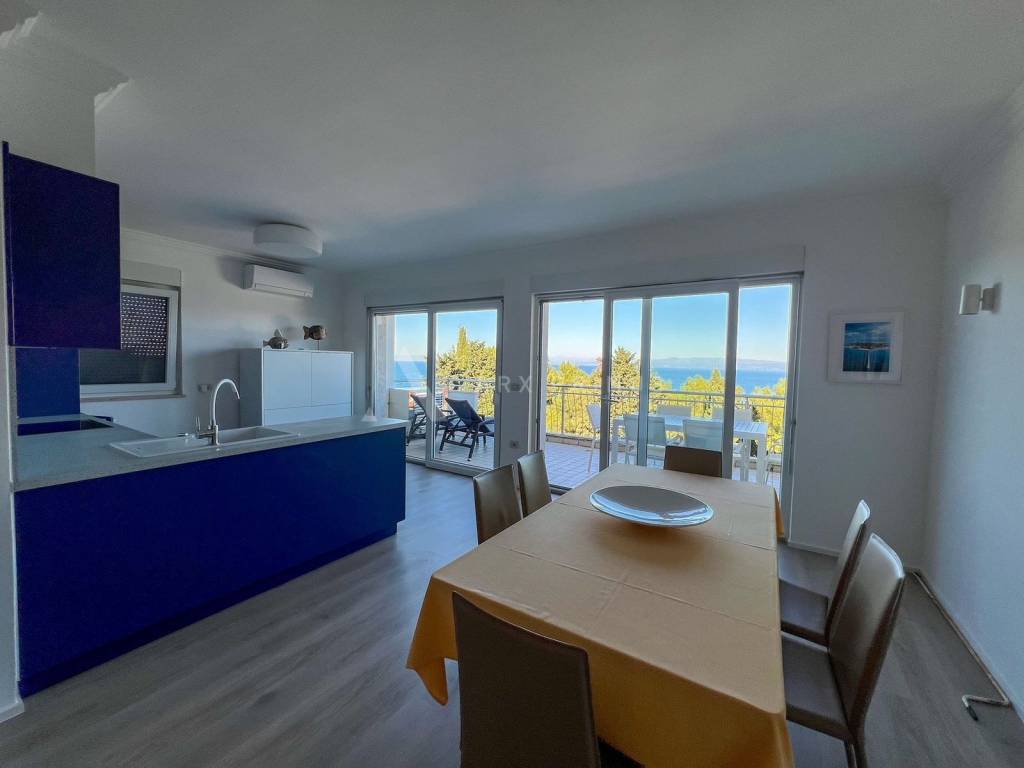 Stan u urbanoj vili, Prodaja, Umag, Crveni Vrh