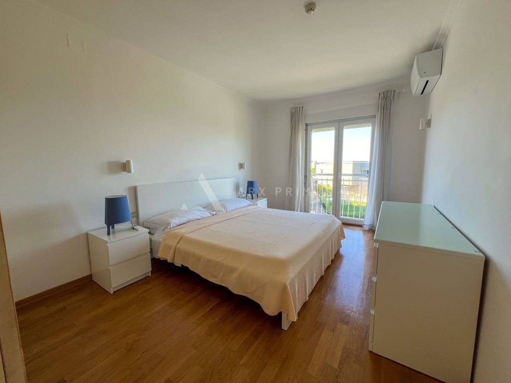 Stan u urbanoj vili, Prodaja, Umag, Crveni Vrh