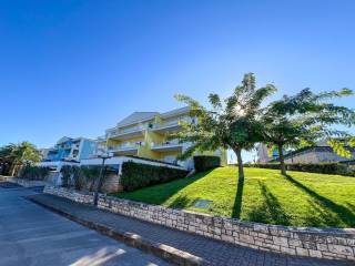 Stan u urbanoj vili, Prodaja, Umag, Crveni Vrh