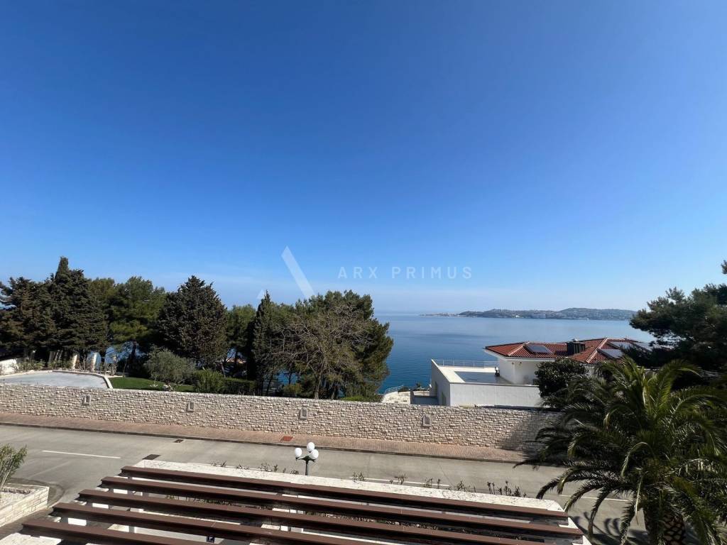 Stan u urbanoj vili, Prodaja, Umag, Crveni Vrh