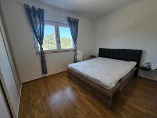 Apartman na moru, Prodaja, Vir, Vir
