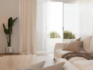 Bright natural light.