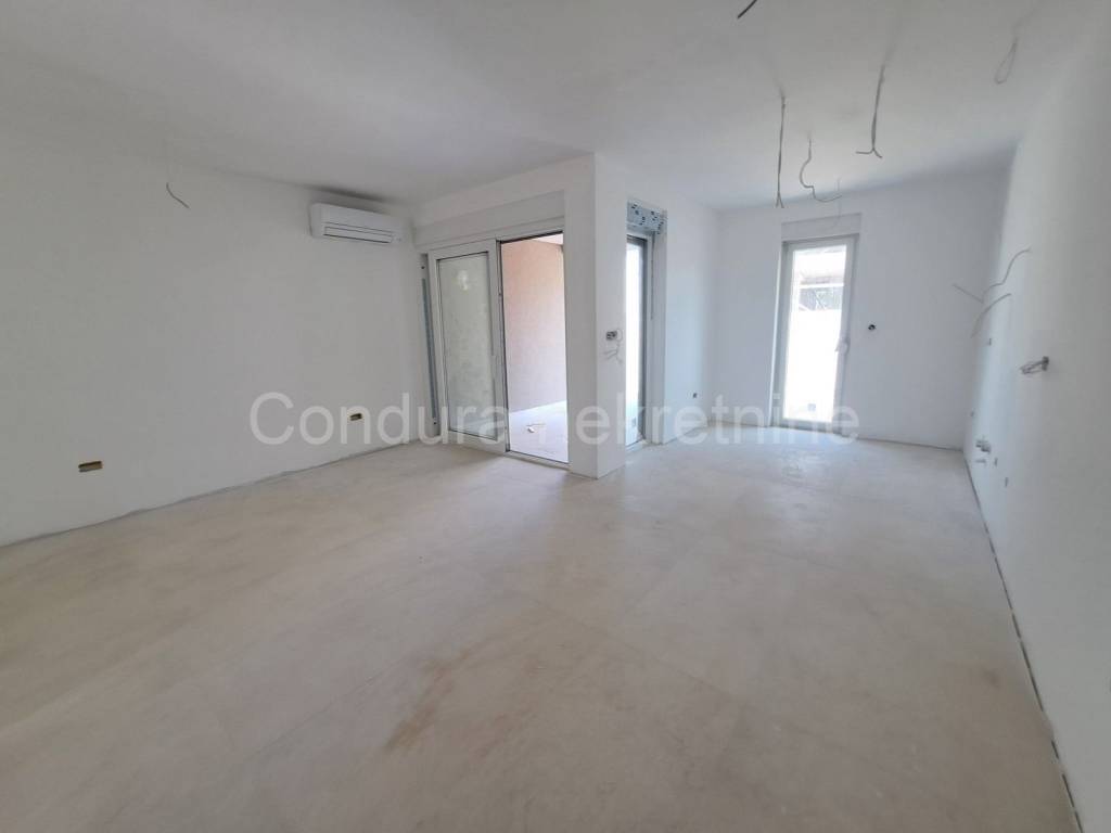 Kuća u nizu, Prodaja, Vrsi, Vrsi