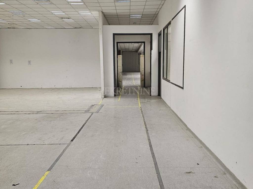 Hala, Zakup, Zagreb, Stenjevec