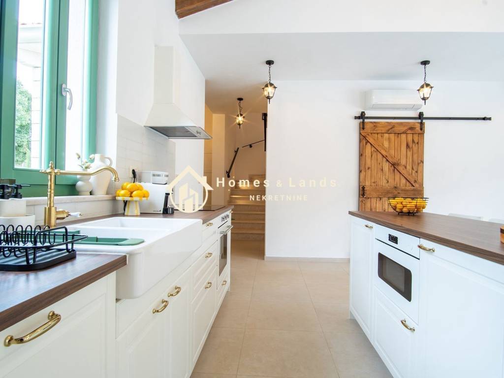 Luksuzna kuća, Prodaja, Tinjan, Tinjan