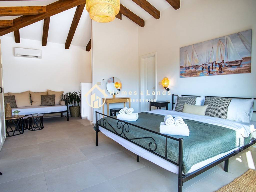 Luksuzna kuća, Prodaja, Tinjan, Tinjan