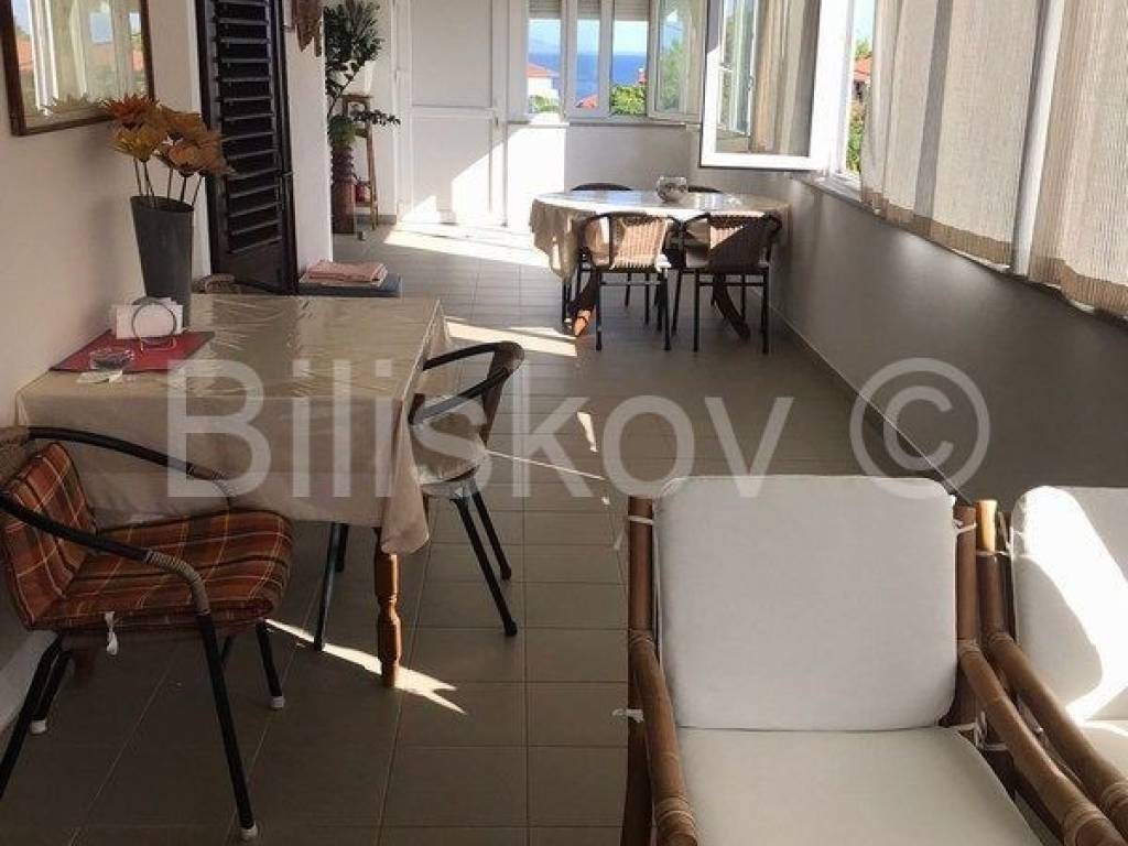 Stan u zgradi, Prodaja, Jelsa, Zavala