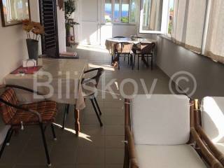 Stan u zgradi, Prodaja, Jelsa, Zavala