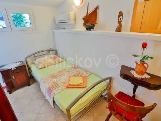 Samostojeća kuća, Prodaja, Šolta, Stomorska