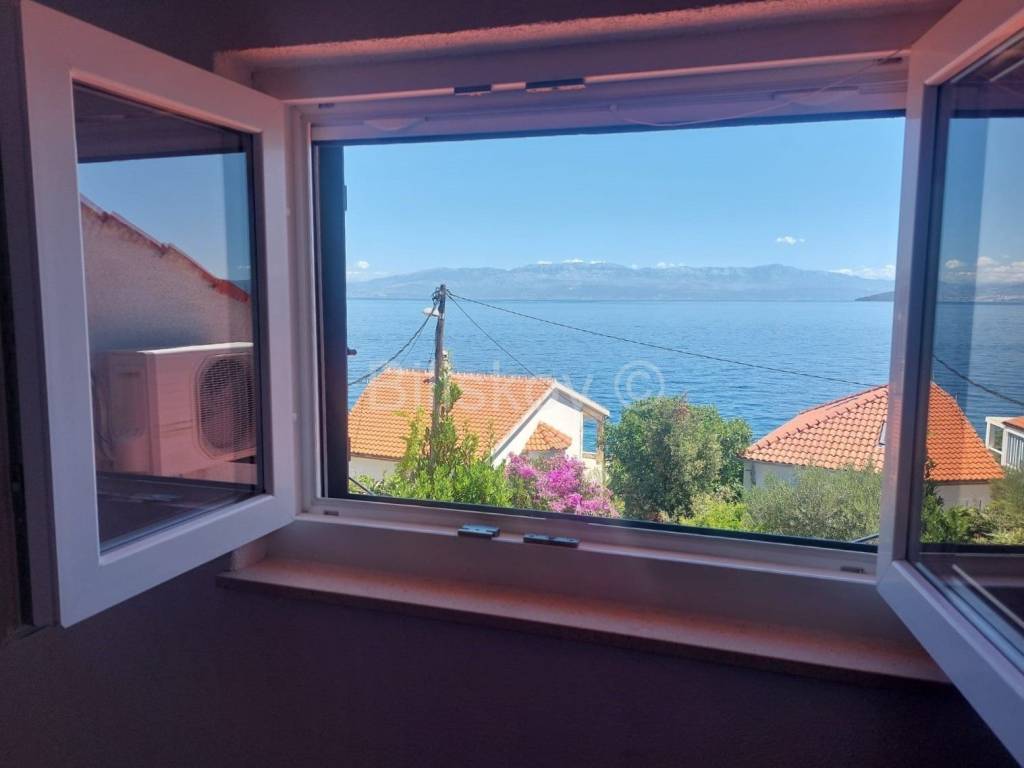 Samostojeća kuća, Prodaja, Šolta, Stomorska