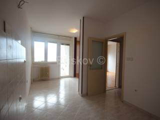 Stan u zgradi, Prodaja, Split, Split