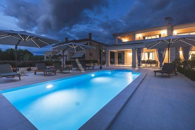 Dvojna kuća, Prodaja, Umag, Umag