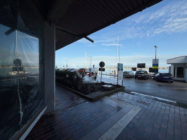 Ured, Prodaja, Umag, Umag