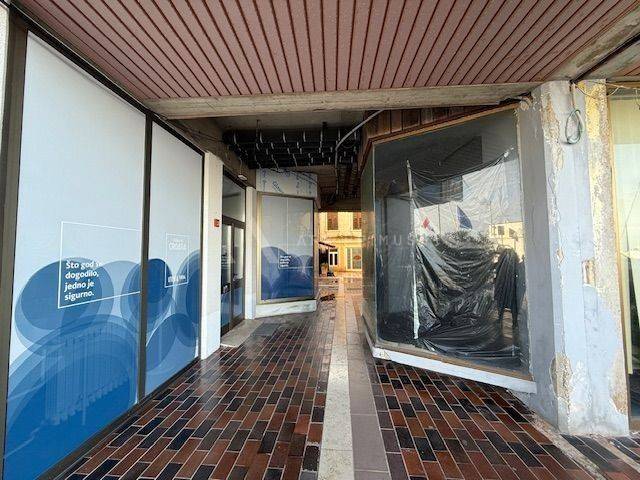 Ured, Prodaja, Umag, Umag