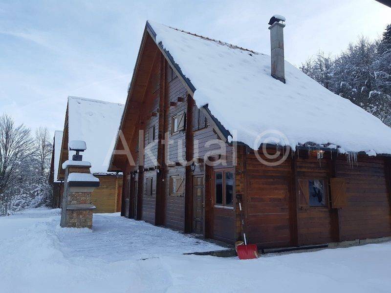 Apartman s okućnicom, Prodaja, Ogulin, Jasenak