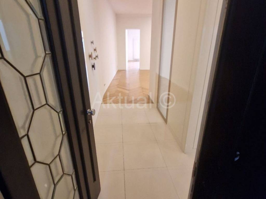 Stan u zgradi, Prodaja, Zagreb, Donji Grad