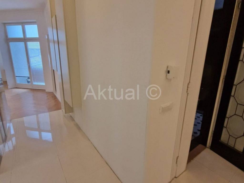 Stan u zgradi, Prodaja, Zagreb, Donji Grad