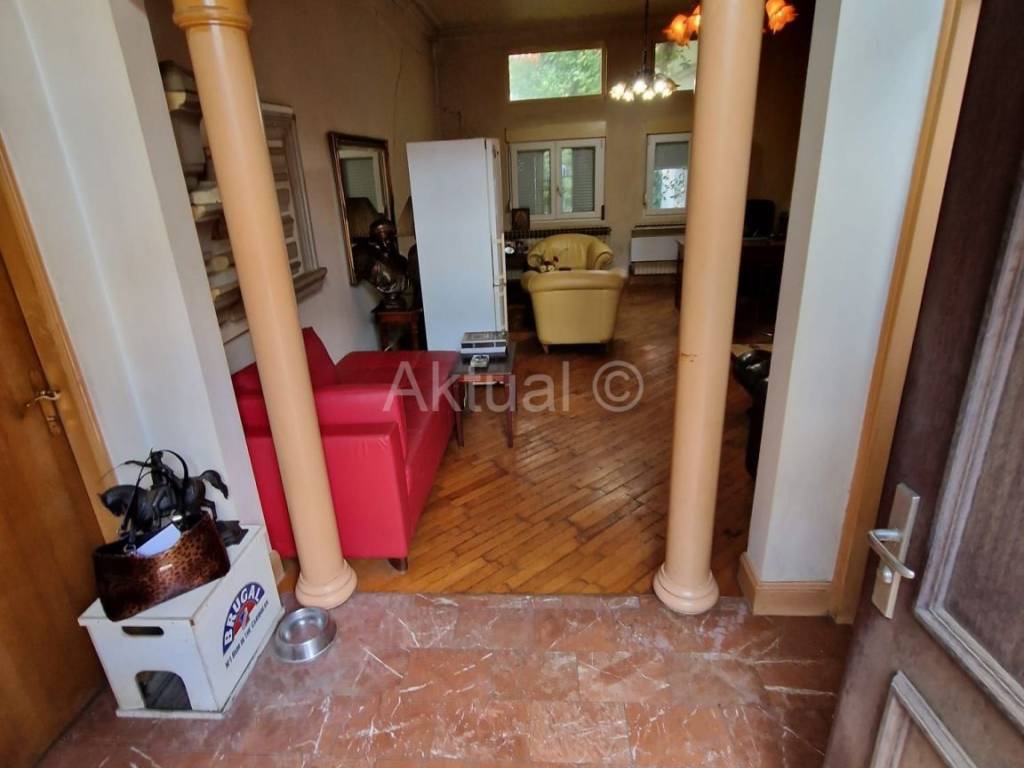 Hala, Prodaja, Zagreb, Peščenica - Žitnjak