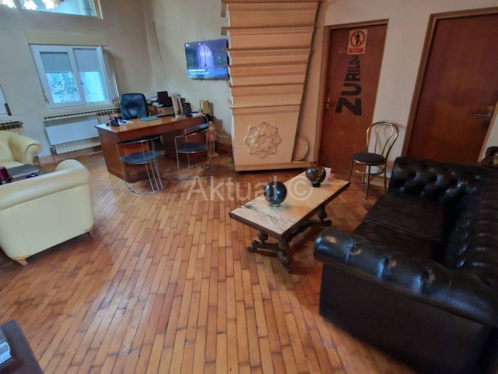 Hala, Prodaja, Zagreb, Peščenica - Žitnjak