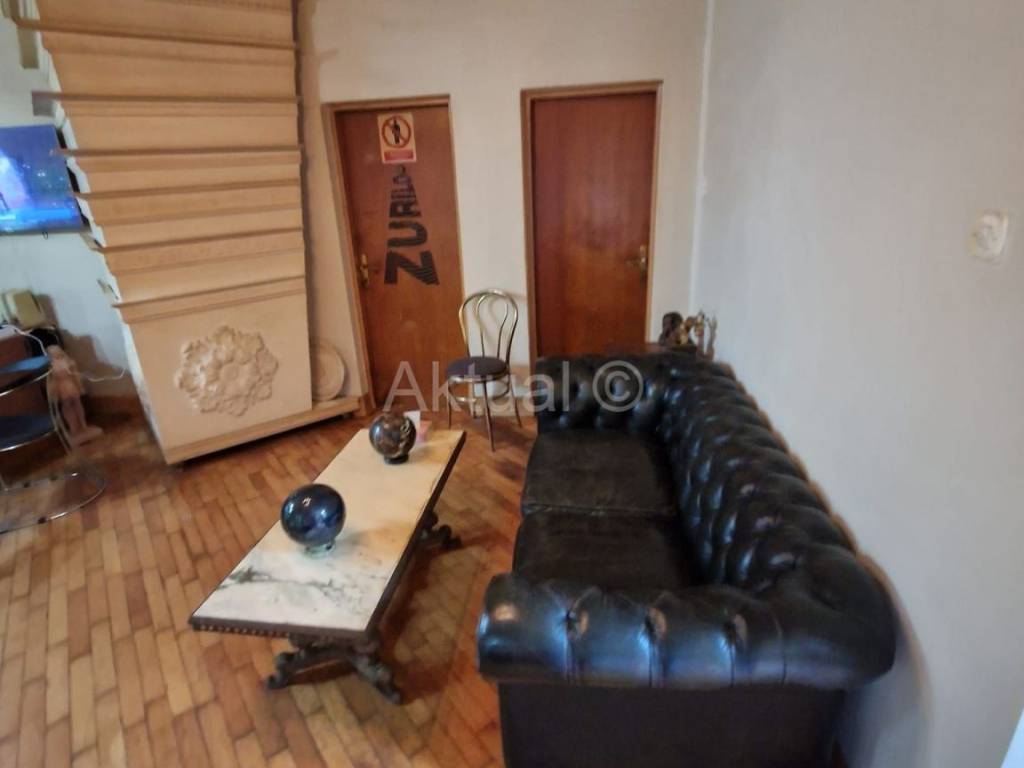 Hala, Prodaja, Zagreb, Peščenica - Žitnjak