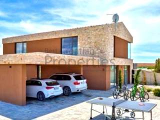 Vila, Prodaja, Brtonigla, Brtonigla