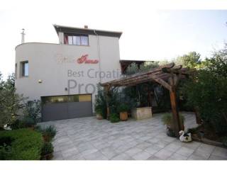 Vila, Prodaja, Ližnjan, Ližnjan