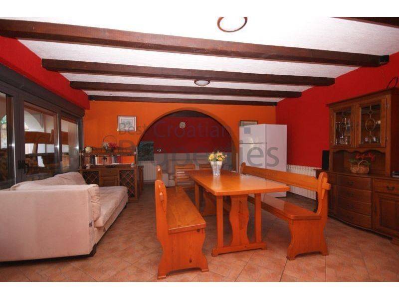 Vila, Prodaja, Ližnjan, Ližnjan