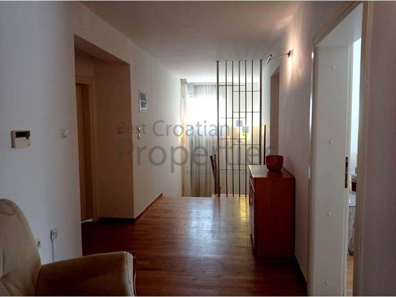 Vila, Prodaja, Zagreb, Podsljeme