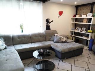 Stambeno poslovni objekt, Prodaja, Zagreb, Sesvete