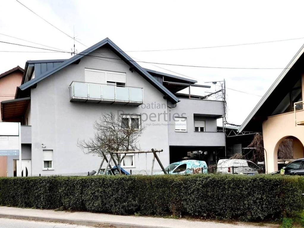 Stambeno poslovni objekt, Prodaja, Zagreb, Sesvete