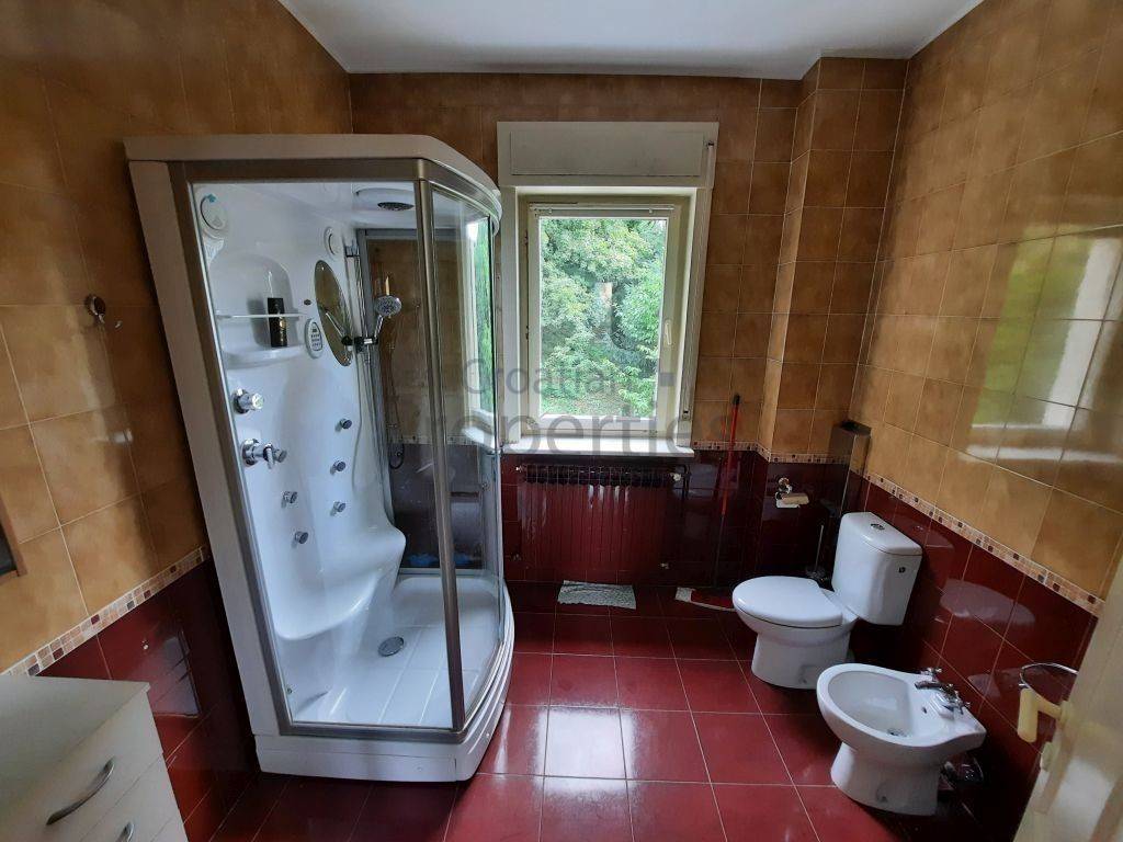 Stan u zgradi, Najam, Zagreb, Gornji Grad - Medveščak