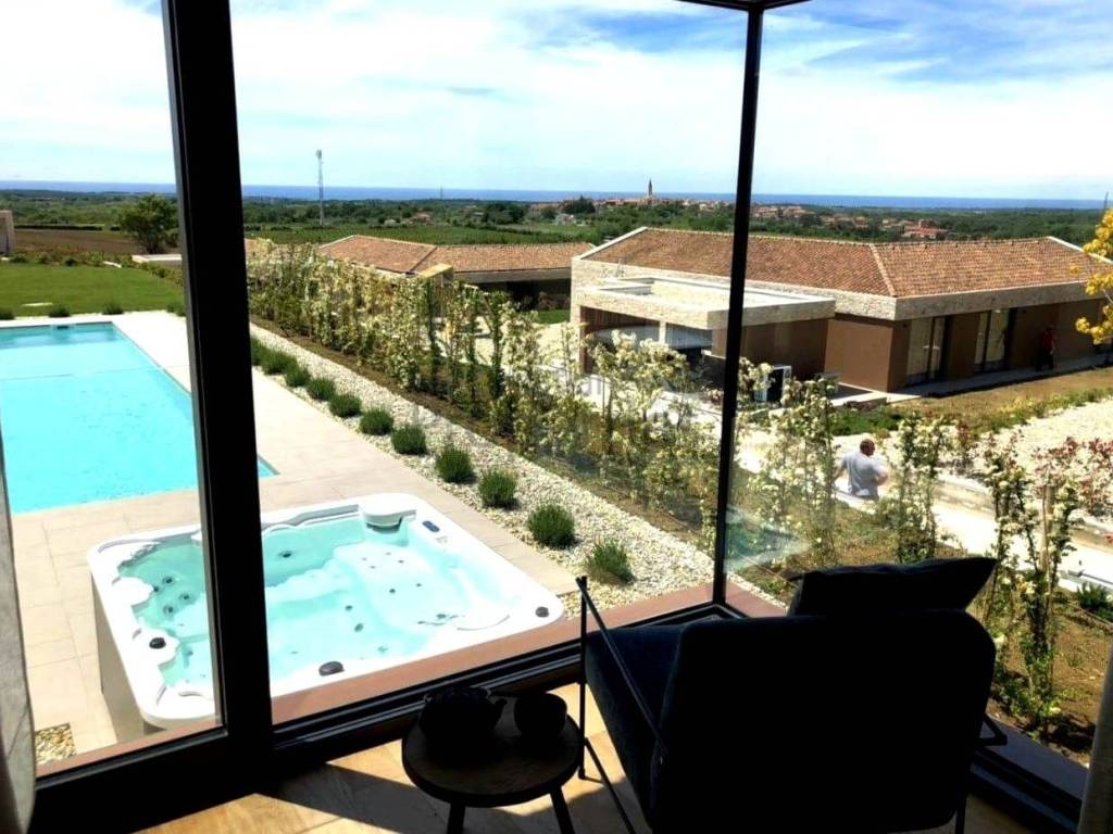 Vila, Prodaja, Brtonigla, Brtonigla