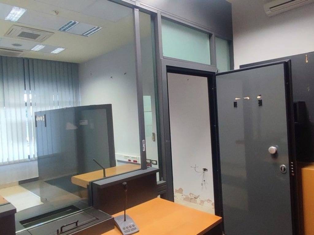 Poslovna zgrada, Najam, Belica, Belica